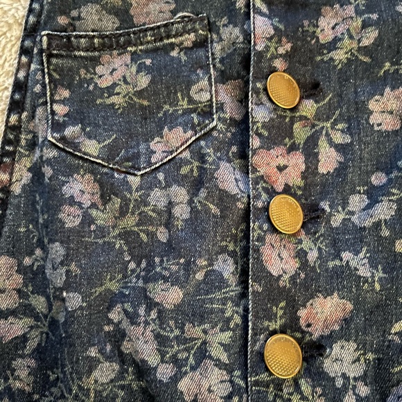 Material Girl floral print denim overall shorts - Picture 3 of 5